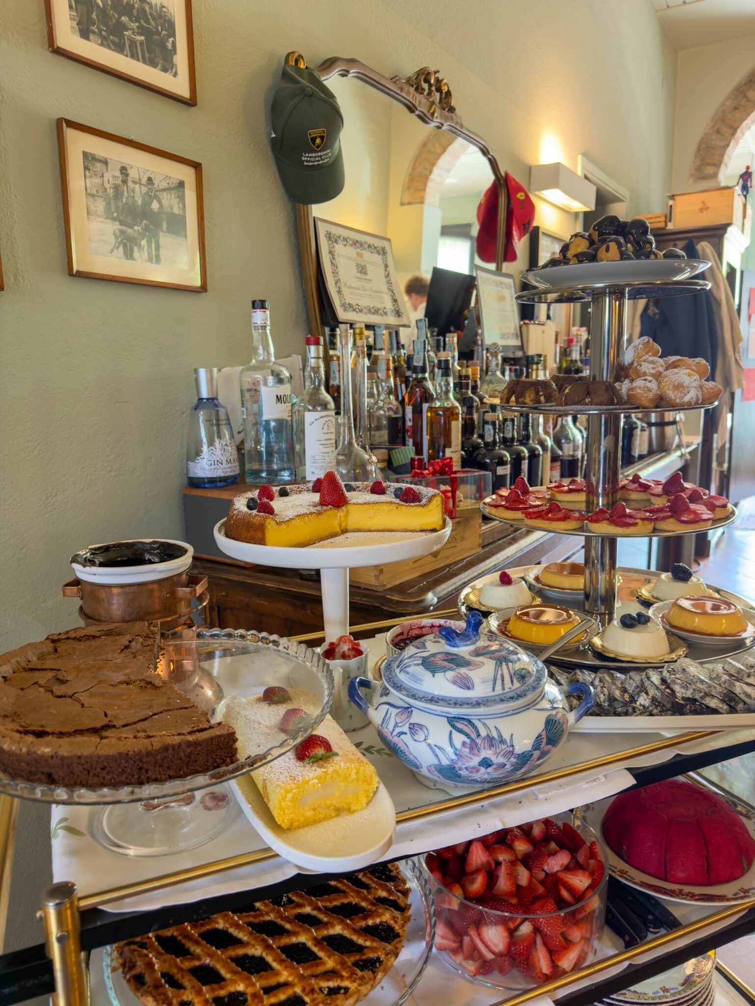 La Nunziadêina dessert trolley