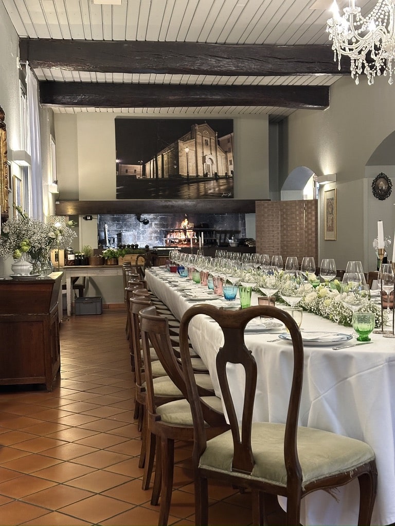 La sala della sede storica della Nunziadêina a Nonantola